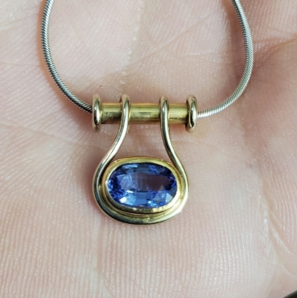 14k tanzanite necklace! White gold snake chain and the pendant is yellow gold. T - Picture 3 of 7